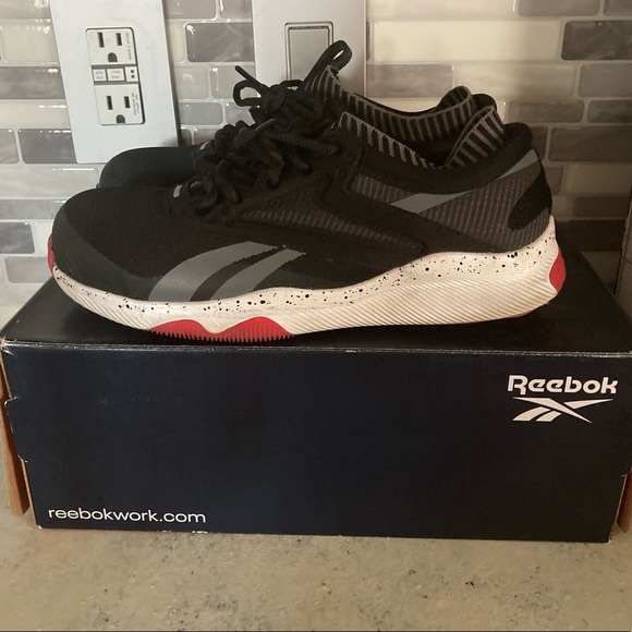 Athletic composite toe work shoe - Picture 4 of 8